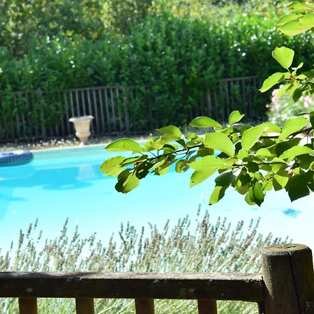 La Nouvelle Vie En Quercy לינה וארוחת בוקר