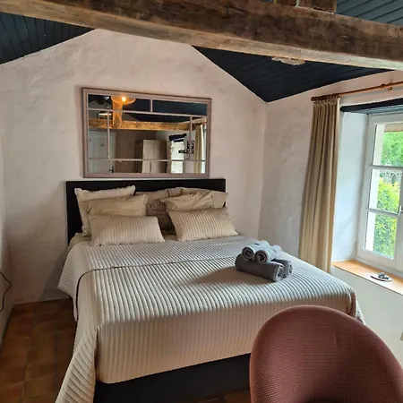 La Nouvelle Vie En Quercy לינה וארוחת בוקר *