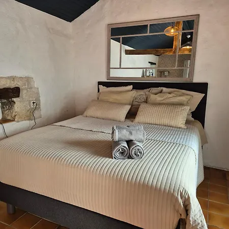 לינה וארוחת בוקר La Nouvelle Vie En Quercy